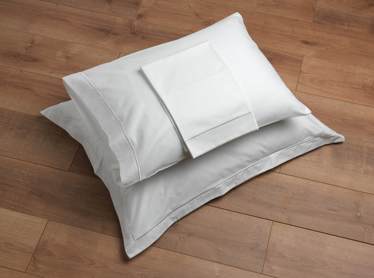 300TC Check Sheet with Pleats