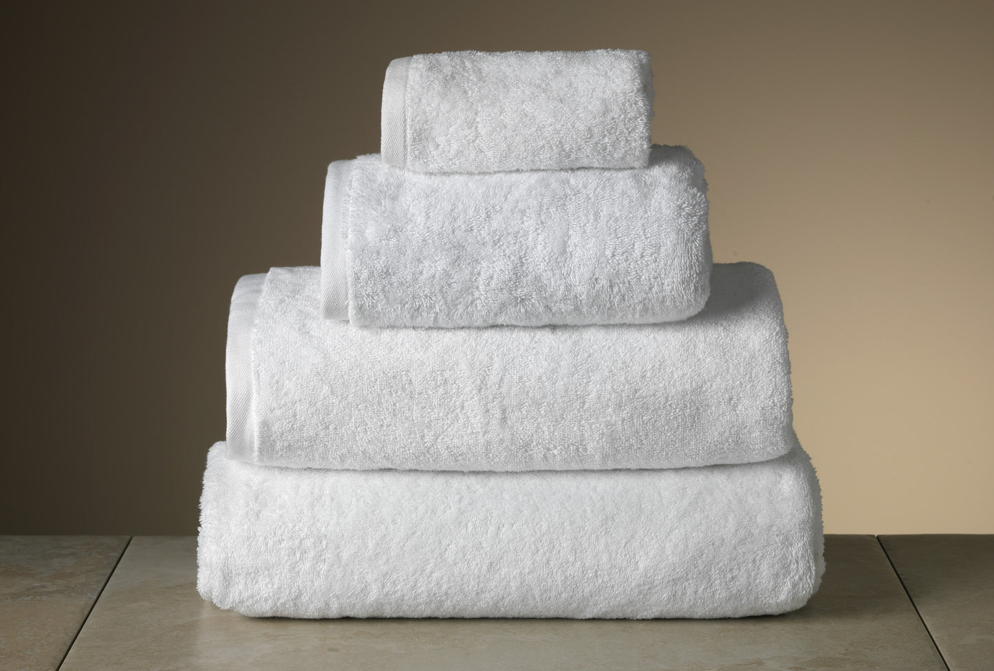 White Luxury Towel 750gsm